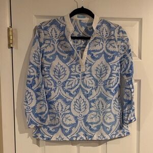 J. McLaughlin Blue and White Patterned Blouse size 0